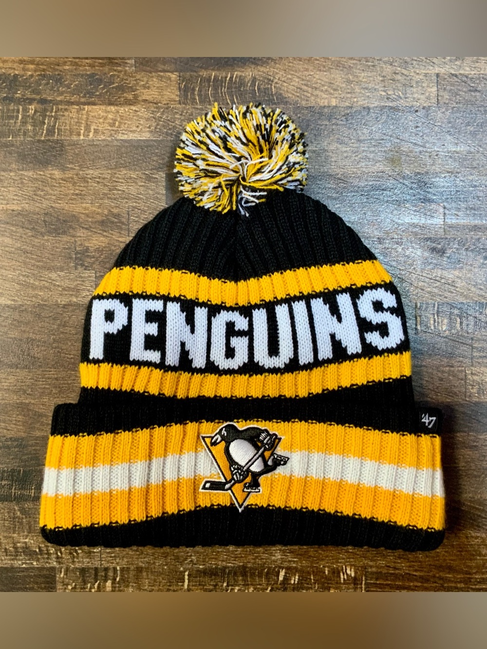 Pittsburgh Penguins Knit Pom Beanie